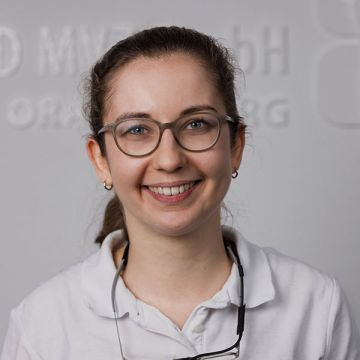 Dr. Theresa Krüger Zahnärztin